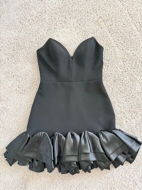 Alfa Beta Strapless Black Ruffle-Hem Mini Dress